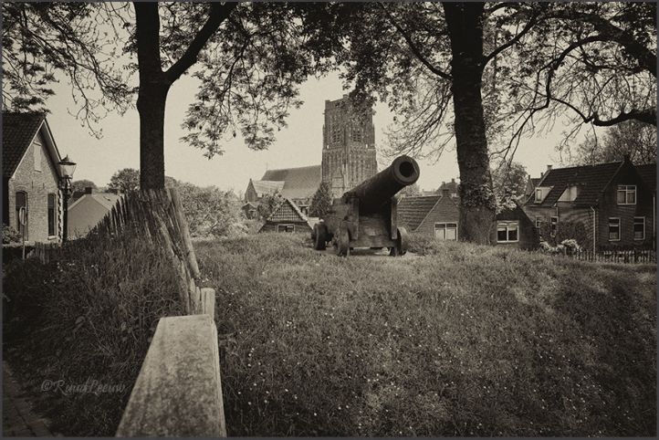 Woudrichem, fortified town and fish baking competition