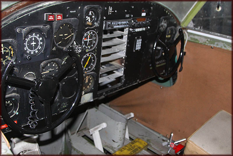 Cockpit of N644R