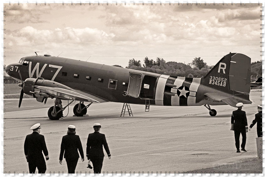 Propliners over Normandy 6.6.2014