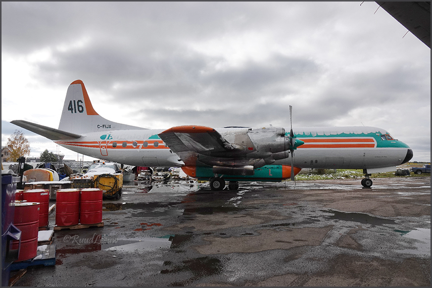 Red Deer - Air Spray & Buffalo Aws (2019)