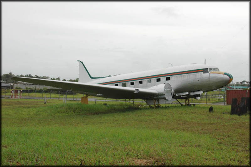 DC-3 9Y-TDY