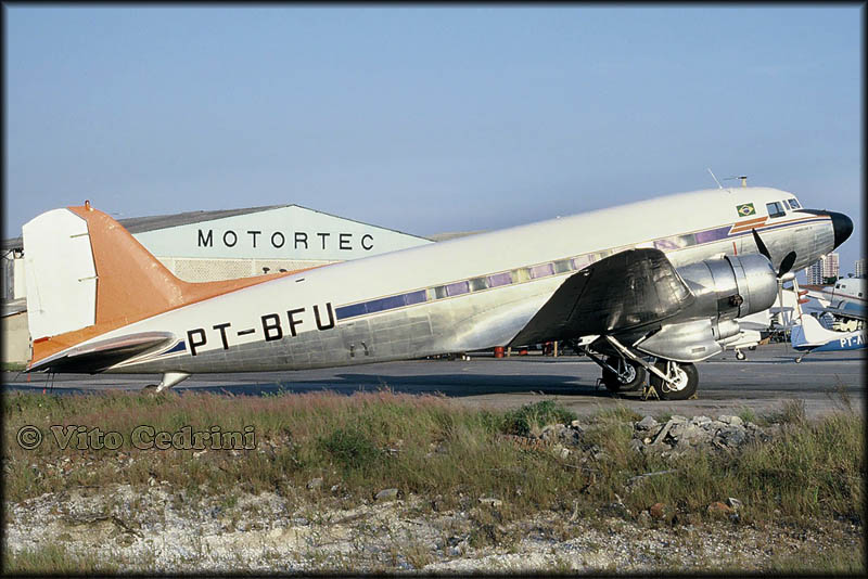 DC-3 PT-BFU