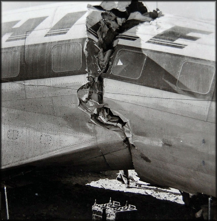 Crashed Lan Chile Convair CV340