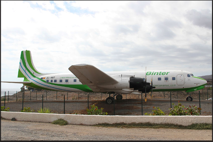 DC-7 EC-BBT at Las Palmas