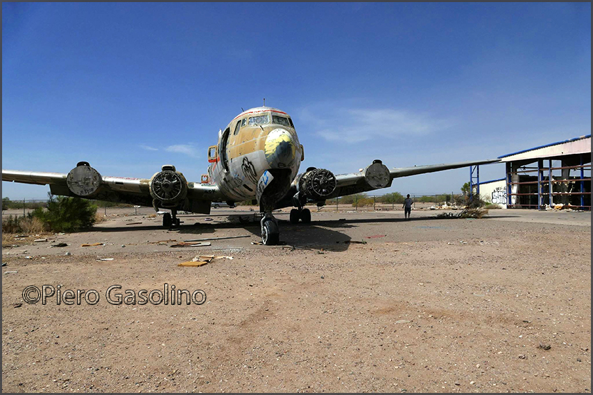 DC-7 at Gila-Chandler Airport, Arizona