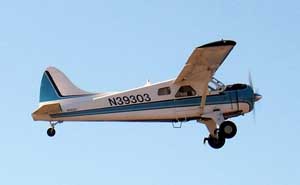 N39303 on finals into Bethel