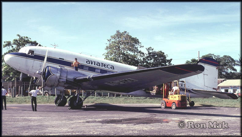 DC-3 TG-AMA Aviateca