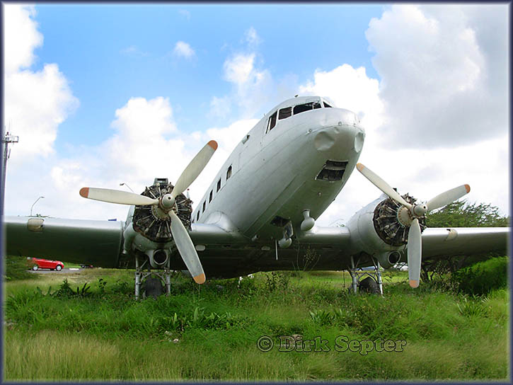 DC-3 PP-SQO / PT-KUD abandoned at Aruba