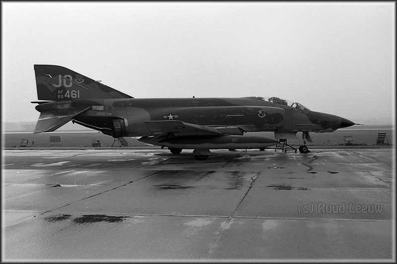 RF-4C Phantom II