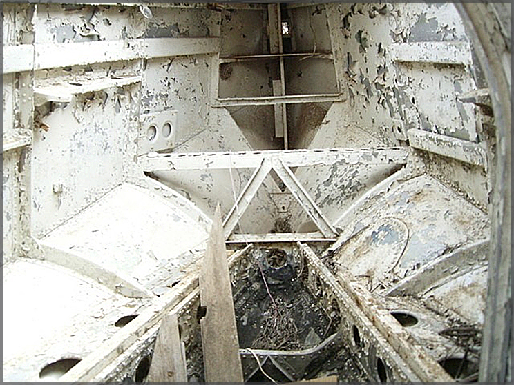 Dornier-turned-houseboat marked 'Echuca, Victoria'
