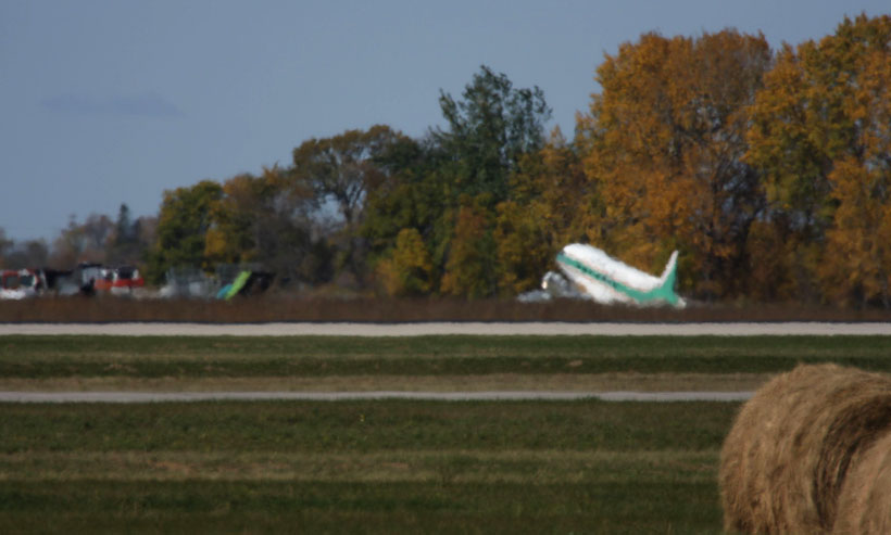 DC-3 at Winnipeg: identity?