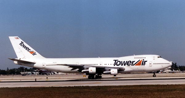 N607PE @ MIA feb99 (c) R.Leeuw