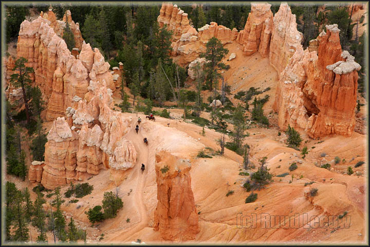 Bryce Canyon on horseback